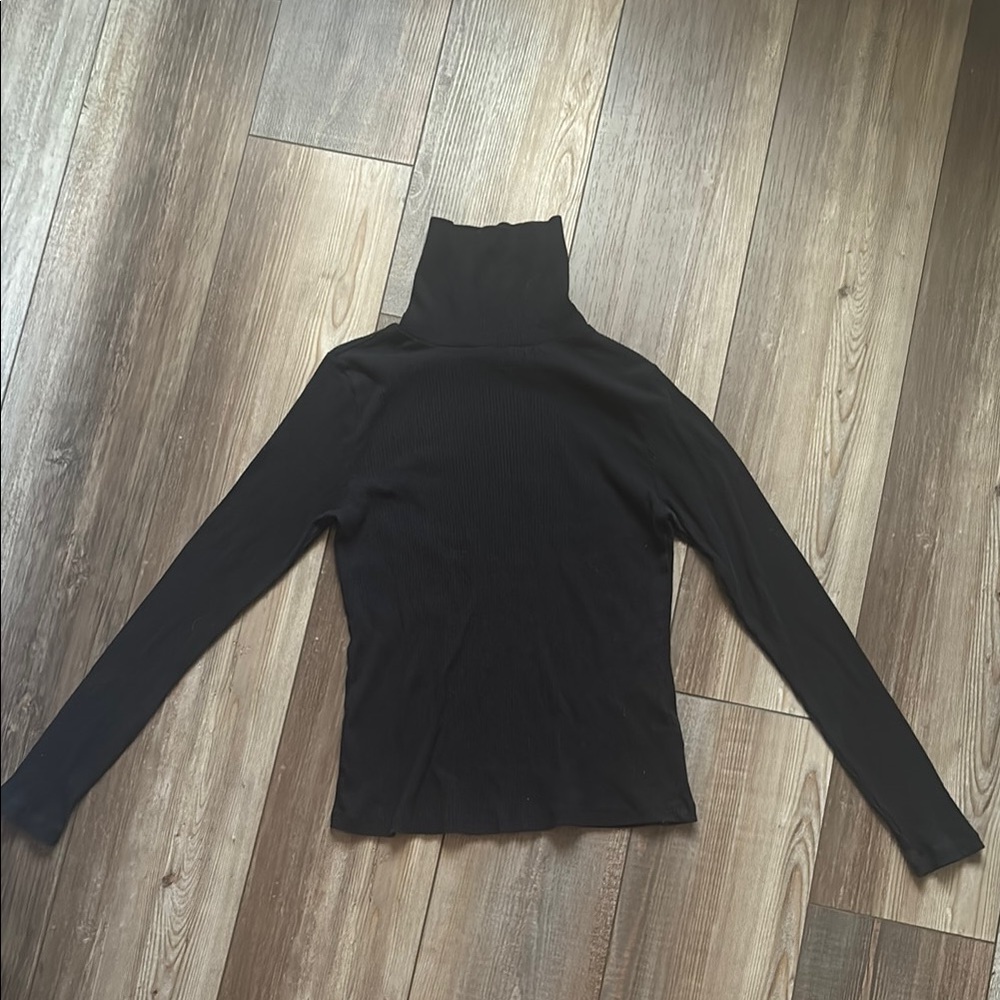 Women's Black Turtleneck Top